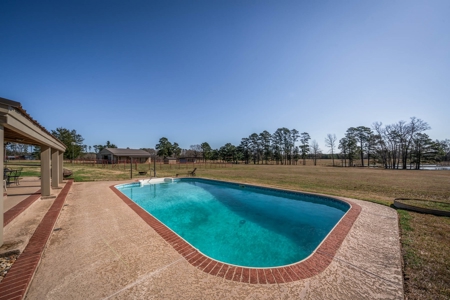 65+ Acre Ranch for Sale in Marshall, TX - image 28