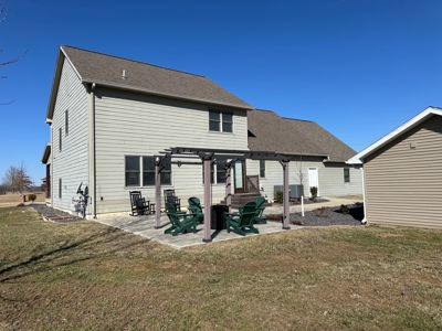 Stunning 2-Story Home in Remington Estates - image 2