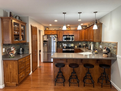 Stunning 2-Story Home in Remington Estates - image 16