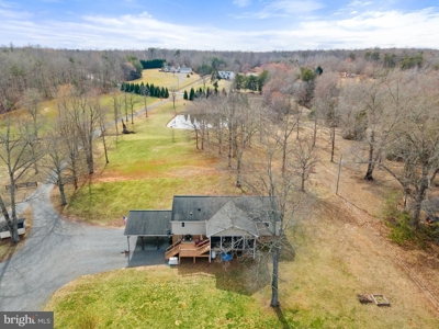 Equestrian Paradise: 20.5 Acres of Pure Virginia Countryside - image 33
