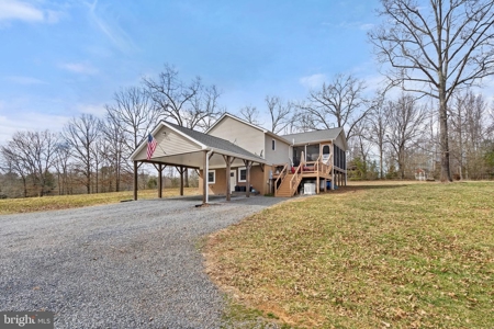 Equestrian Paradise: 20.5 Acres of Pure Virginia Countryside - image 3