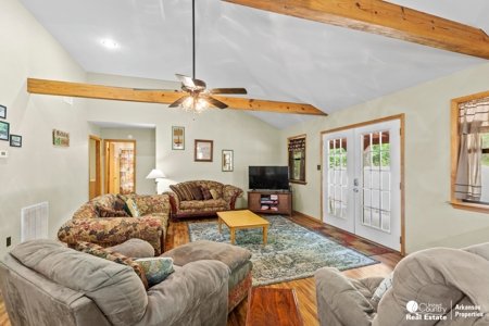 Log Style Cabin on Sugar Creek at Shady. - image 4