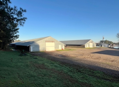 Louisiana Poultry 8 House Broiler Farm with High Income - image 22