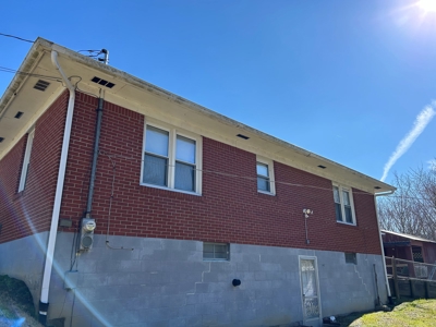3 Bedroom 1 Bath Brick Home In Town - Liberty, Ky. - image 9