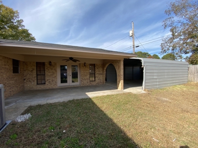 Country Home For Sale in De Kalb TX - image 17