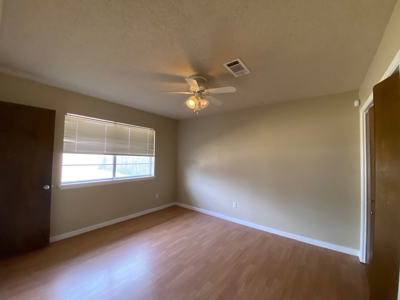 Country Home For Sale in De Kalb TX - image 8