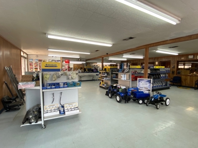 Commercial Property For Sale in De Kalb TX - image 2