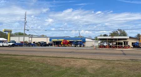 Commercial Property For Sale in De Kalb TX - image 1