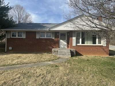Brick Ranch for Sale in Christiansburg VA! - image 3