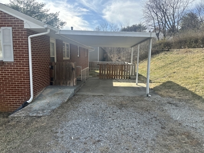 Brick Ranch for Sale in Christiansburg VA! - image 41