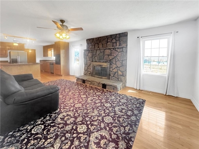 3 Bed 2 Bath Country Home on 9 Ac w/Pond, For Sale, Boone Co, Harrison Paved Road Acc - image 13