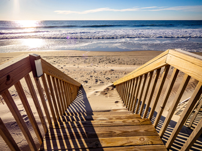 7BR, 5.5BA, Oceanfront B Lot for Sale on North Topsail Beach - image 1
