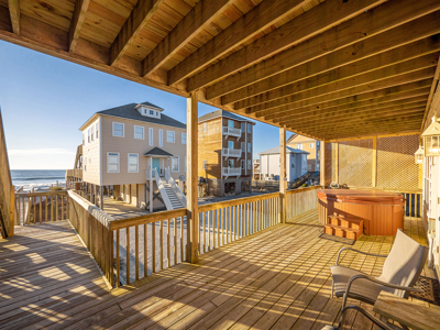 7BR, 5.5BA, Oceanfront B Lot for Sale on North Topsail Beach - image 36
