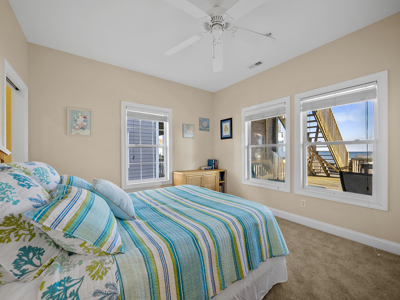 7BR, 5.5BA, Oceanfront B Lot for Sale on North Topsail Beach - image 4