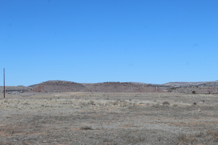 Large Land Parcel for Sale in Seligman AZ with Access to Power and Good Roads - image 4