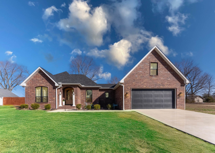 Country Home In Baxter County, Arkansas - image 2
