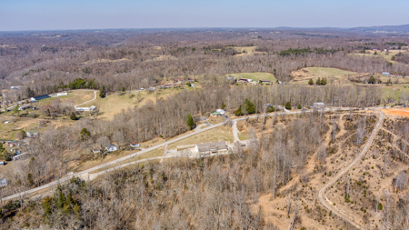 Home Minutes from Dale Hollow Lake - image 8