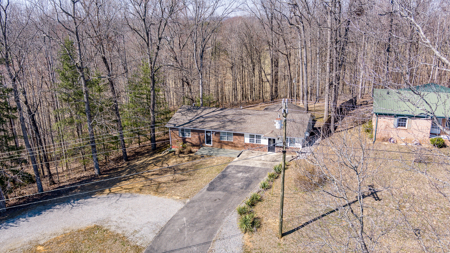 Home Minutes from Dale Hollow Lake - image 13