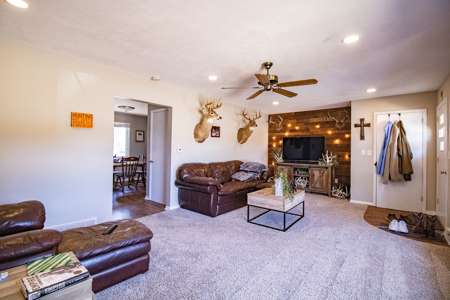 Ranch home in Anamosa Iowa Home for Sale Jones County - image 3