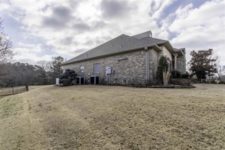Luxury Home For Sale in Jonesboro, AR - image 32