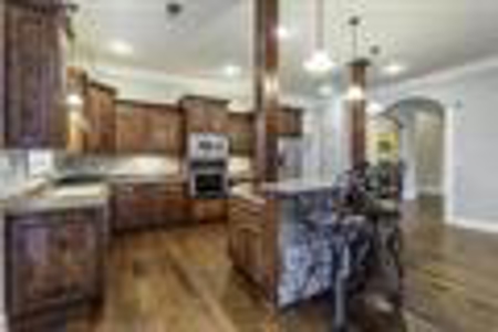 Luxury Home For Sale in Jonesboro, AR - image 9