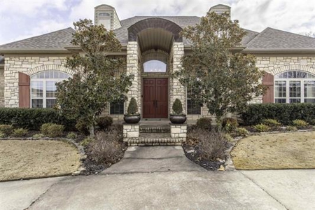 Luxury Home For Sale in Jonesboro, AR - image 3