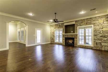 Luxury Home For Sale in Jonesboro, AR - image 8