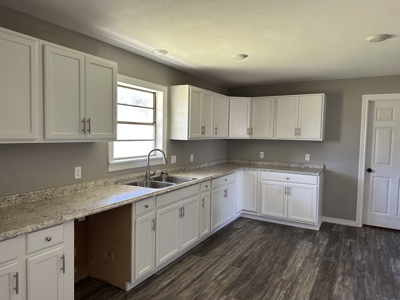 East Texas Country Home For Sale - image 2