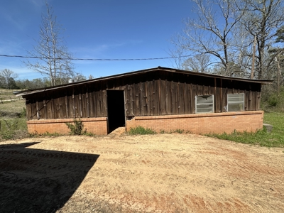 East Texas Country Home For Sale - image 22