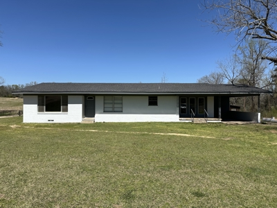 East Texas Country Home For Sale - image 1