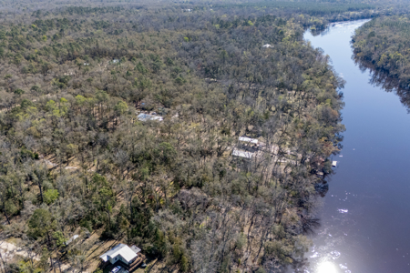 Suwannee Riverfront Stilt Home – 2BR/1BA on 2.18 Acres in O’Brien, FL - image 8