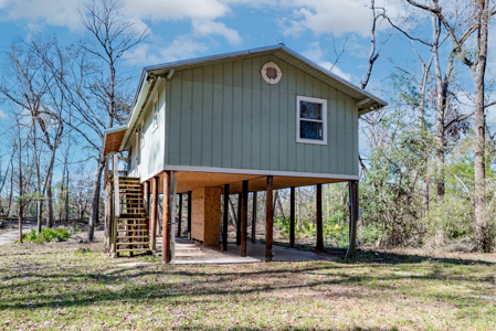 Suwannee Riverfront Stilt Home – 2BR/1BA on 2.18 Acres in O’Brien, FL - image 12