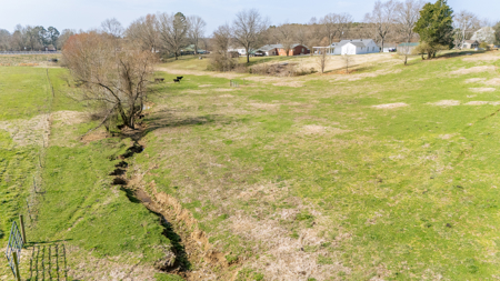 Livestock and Equestrian Farm for Sale in Carroll County, TN - image 33