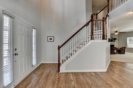 Move-In-Ready 4 bedroom 3 bath house in Cumming, GA - image 13