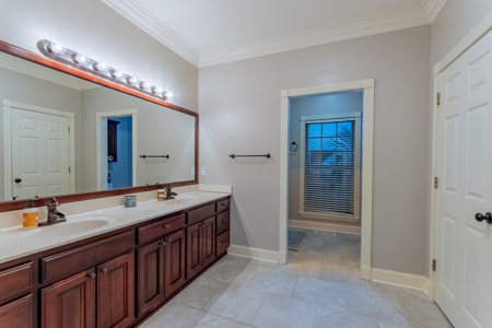 Custom-Built Home and Land for Sale in Huron, Tennessee - image 17