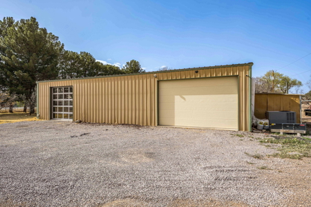 Home and Shop for Sale in Las Cruces, New Mexico - image 35