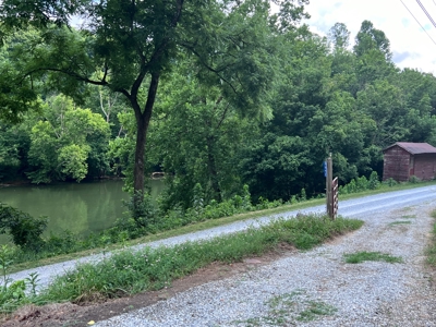 Riverfront home for sale in Hancock County, Tennessee - image 9