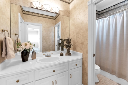 Welcome to your dream home in the prestigious Estates of Bentwater - image 41