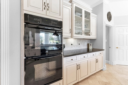 Welcome to your dream home in the prestigious Estates of Bentwater - image 24