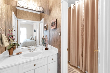 Welcome to your dream home in the prestigious Estates of Bentwater - image 43