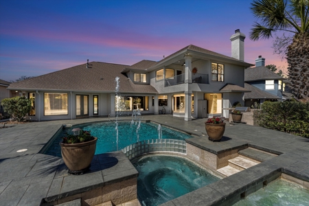 Welcome to your dream home in the prestigious Estates of Bentwater - image 1