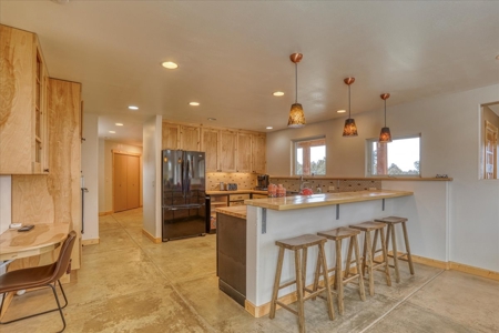 Custom Home on Acreage in Chama West with Attached Garage, Chama NM - image 10