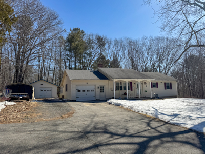 Charming Single-Story Ranch in Winterport, ME – Perfect for Easy Commuting! - image 1