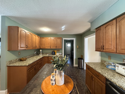 Charming Single-Story Ranch in Winterport, ME – Perfect for Easy Commuting! - image 8