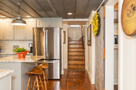 Charming Country Home with Guest House Near Sundown Lake - image 16