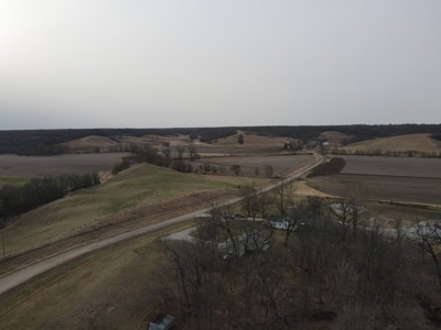 Charming Country Home with Guest House Near Sundown Lake - image 46
