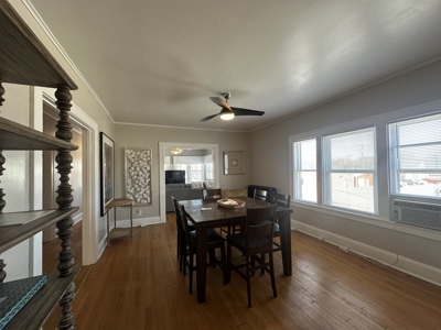 Commercial Property with Office, Apartment, and Storage Space – Prime Location - image 26