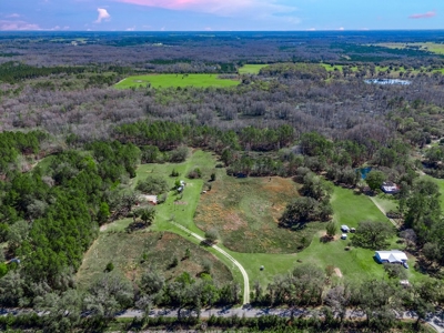 Country Home for Sale in Trenton, FL! - image 40
