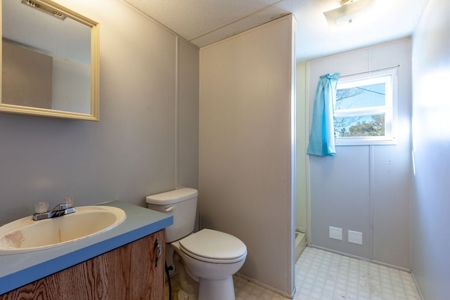 Country Home for Sale in Trenton, FL! - image 20