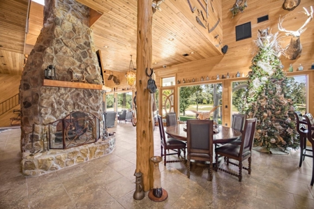 Hunting Lodge with Waterfall in Wilkinson County, MS - image 9